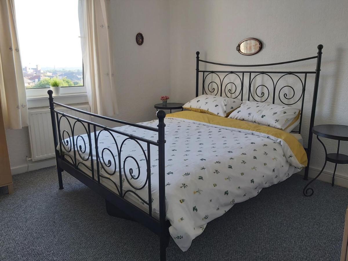 Haig Apartments Керкколди Экстерьер фото